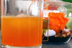 Cocktail à la Suze et au citron en dégradé de oranges